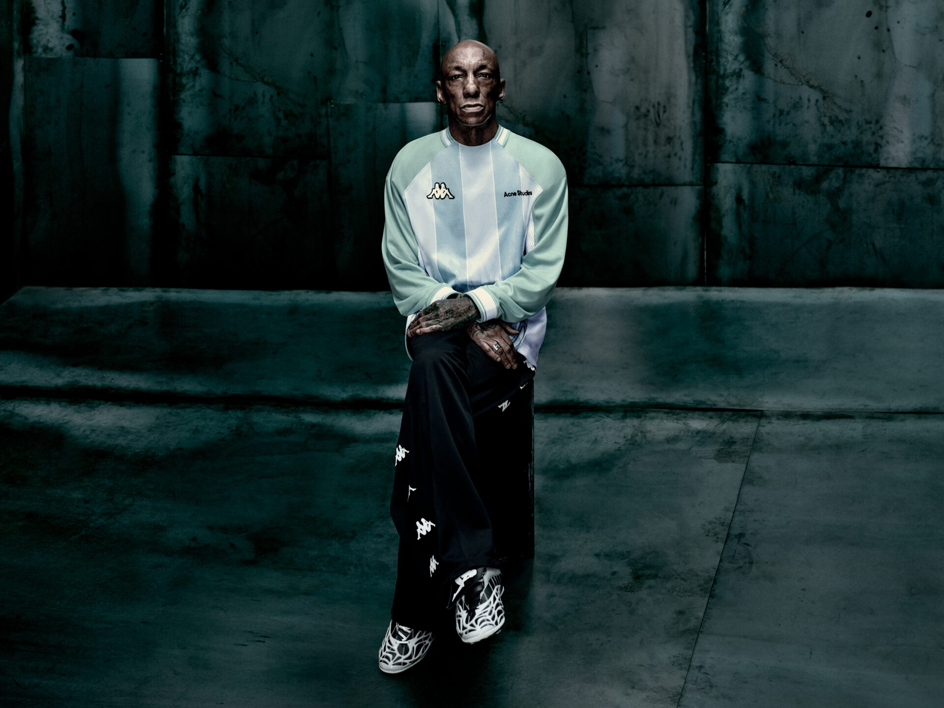 Acne-Studios_Kappa_